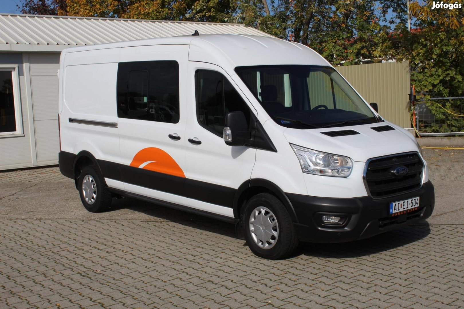 Ford Transit 2.0 TDCi 350 LWB Trend L3H2/ 130LE...