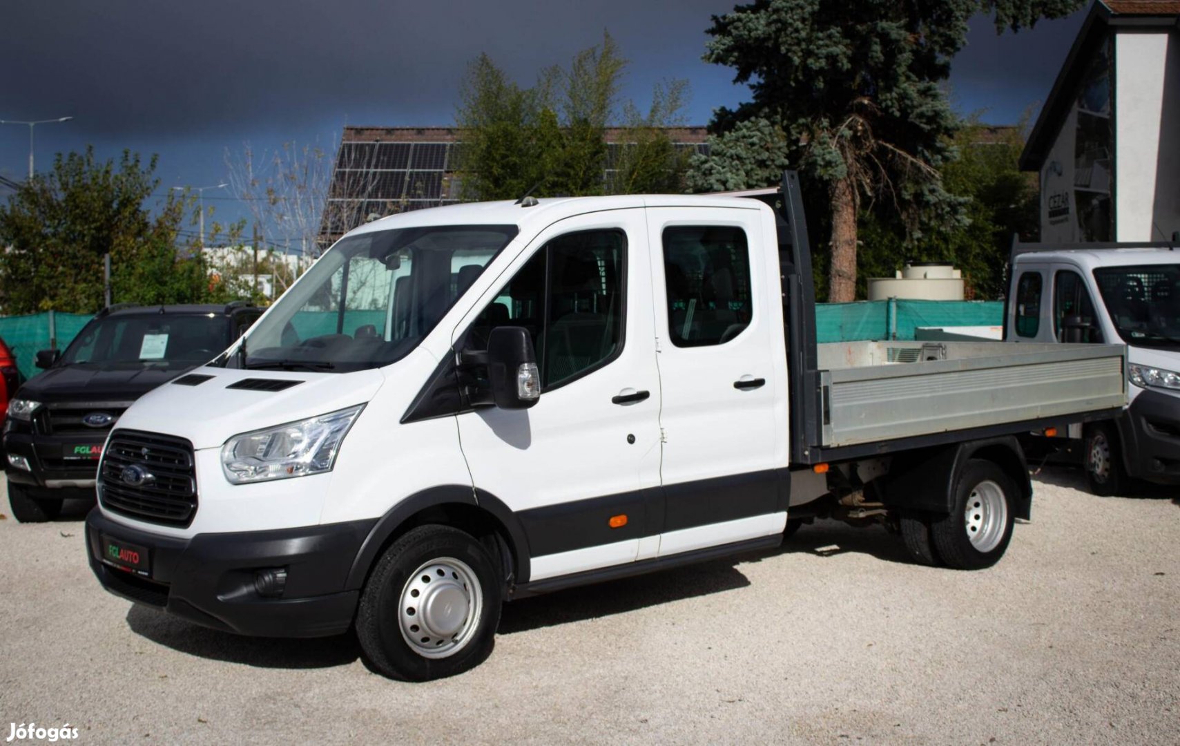 Ford Transit 2.0 TDCi 350 MWB Trend (7 személye...