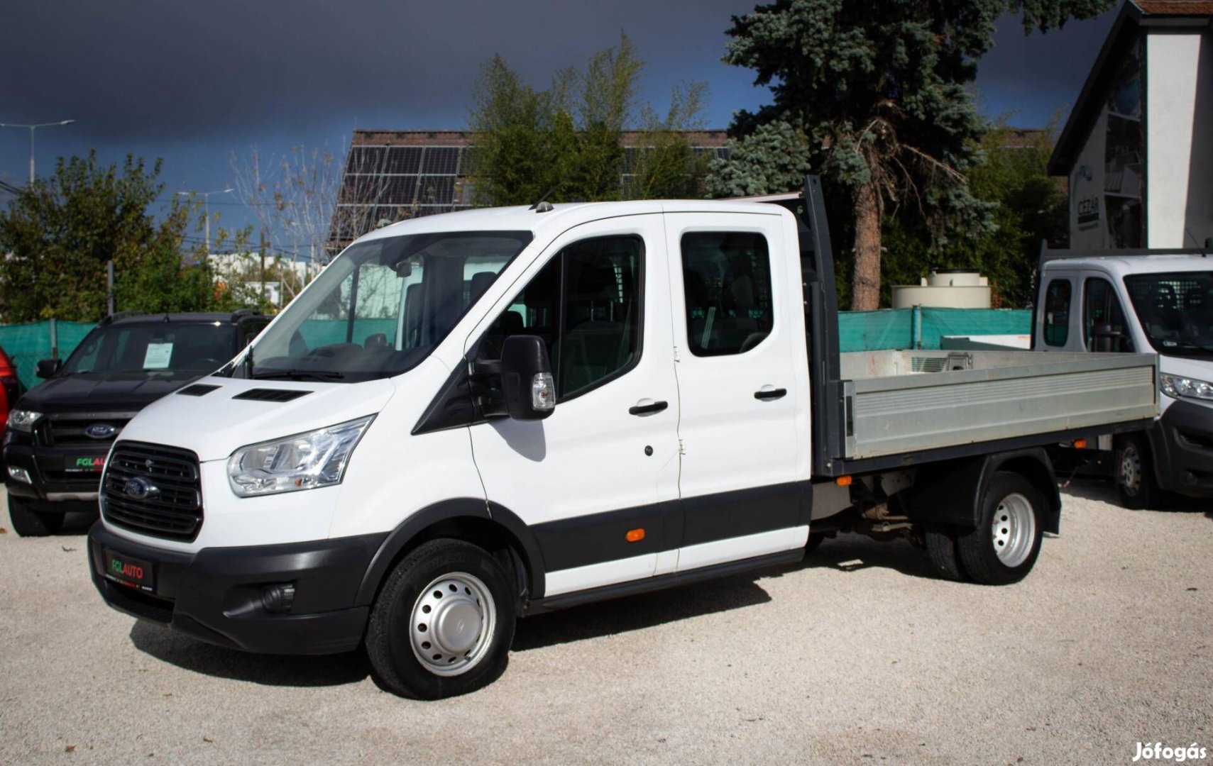 Ford Transit 2.0 TDCi 350 MWB Trend (7 személye...