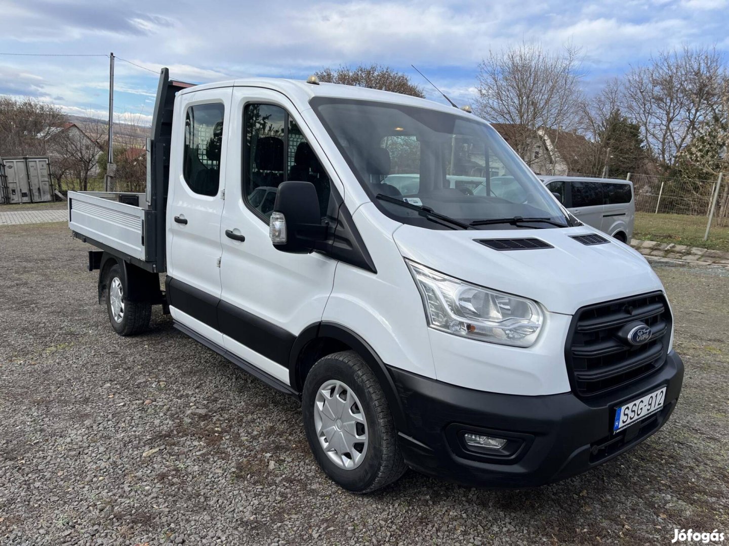 Ford Transit 2.0 TDCi 350 MWB Trend (7 személye...