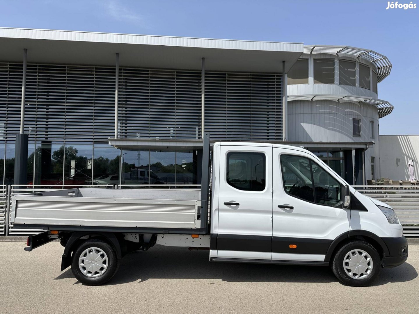 Ford Transit 2.0 TDCi 350 MWB Trend (7 személye...