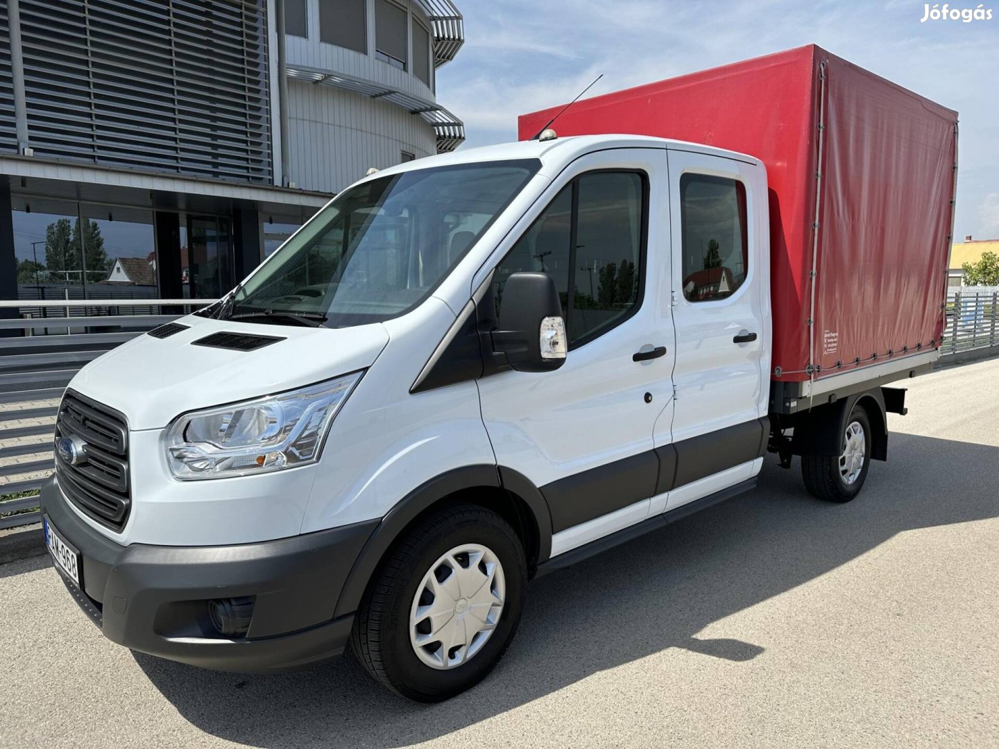 Ford Transit 2.0 TDCi 350 MWB Trend (7 személye...