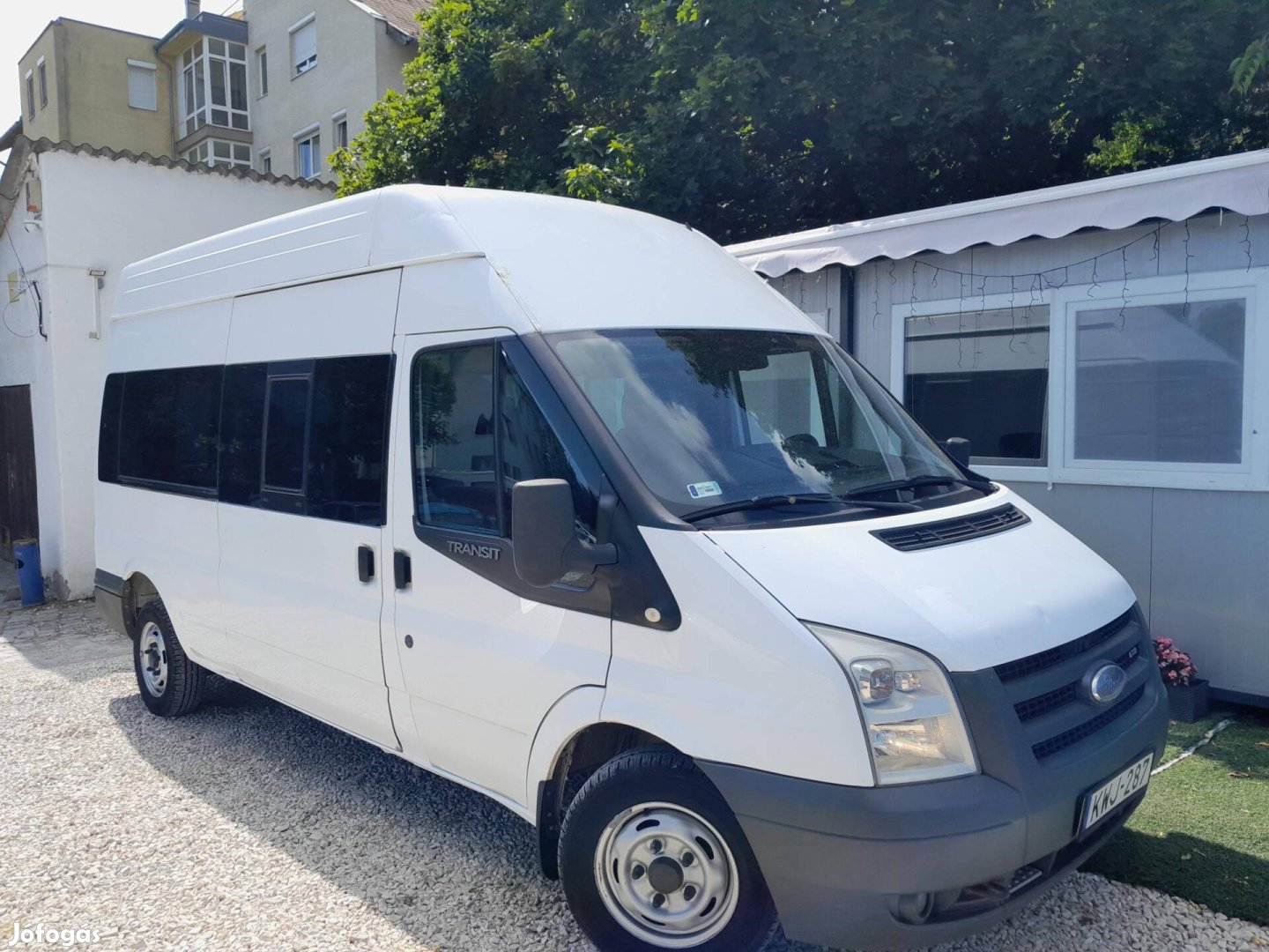 Ford Transit 2.2 TDCi 300 L Ambiente 9 fős. hos...