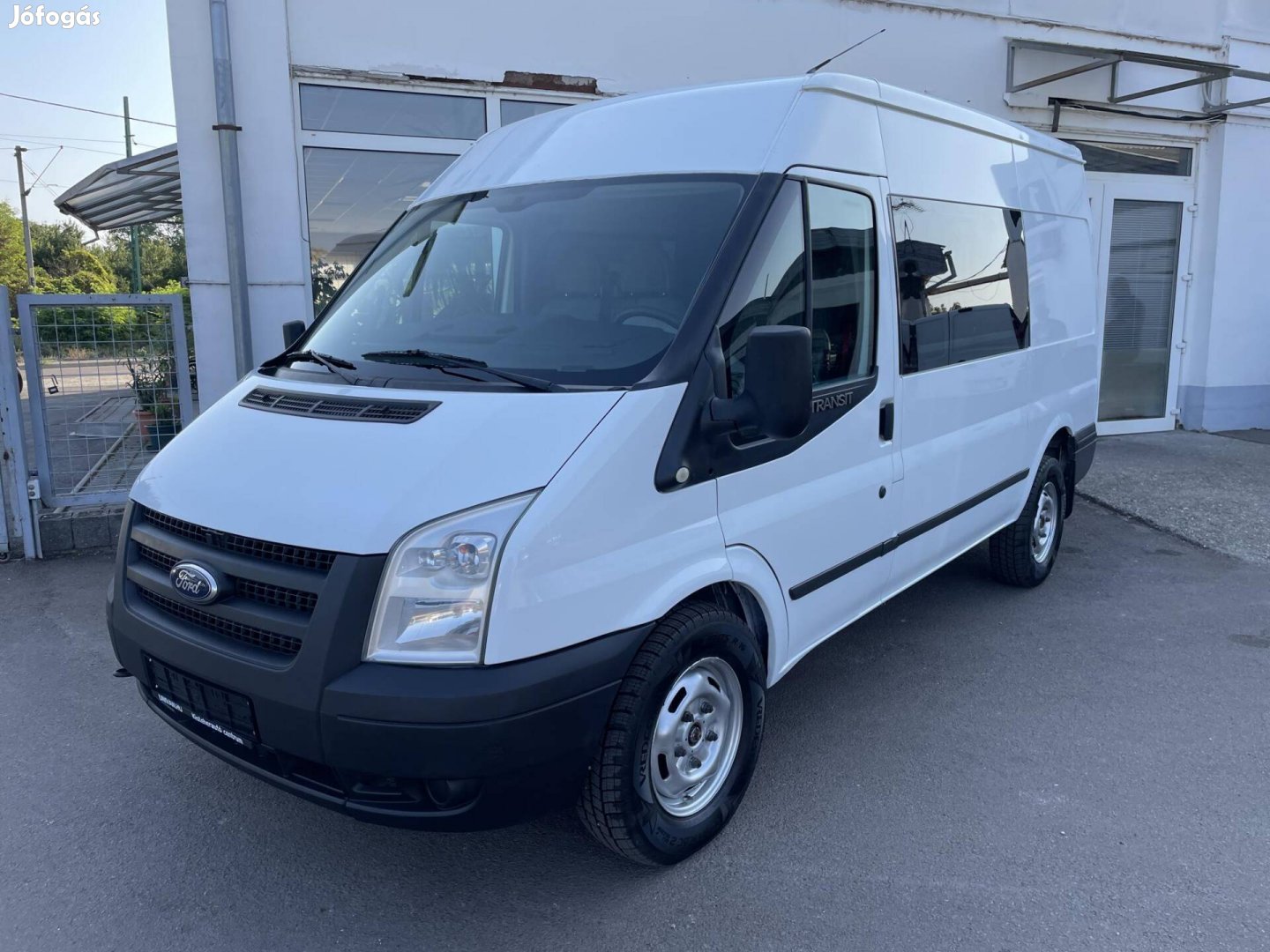 Ford Transit 2.2 TDCi 350 L Trend 6 személyes....