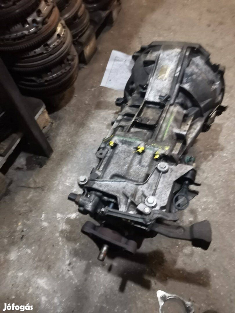 Ford Transit 2.2 hátsókerekes sebváltó cc1r7003bb