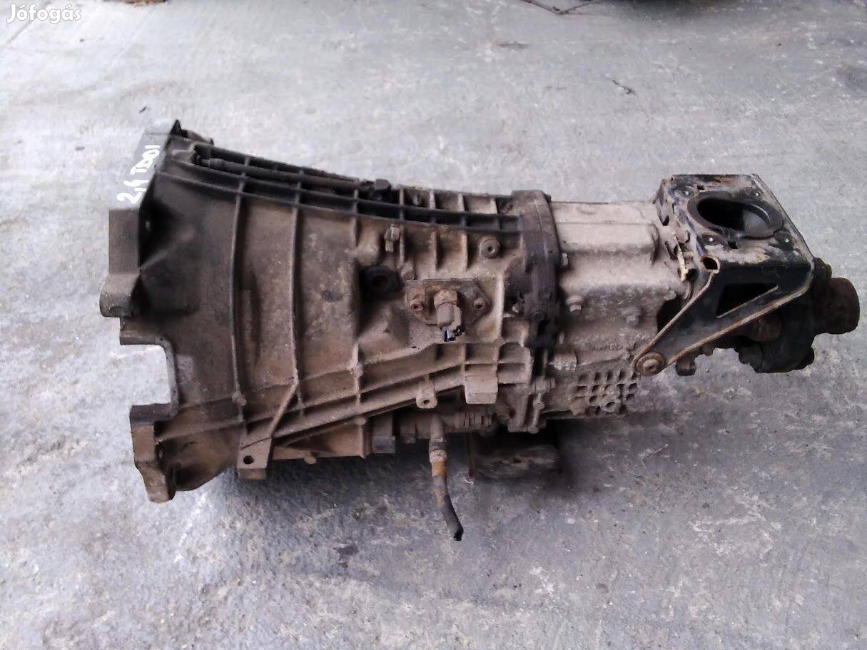 Ford Transit 2,4TDCI, YC1R-7003 BB bontott váltó