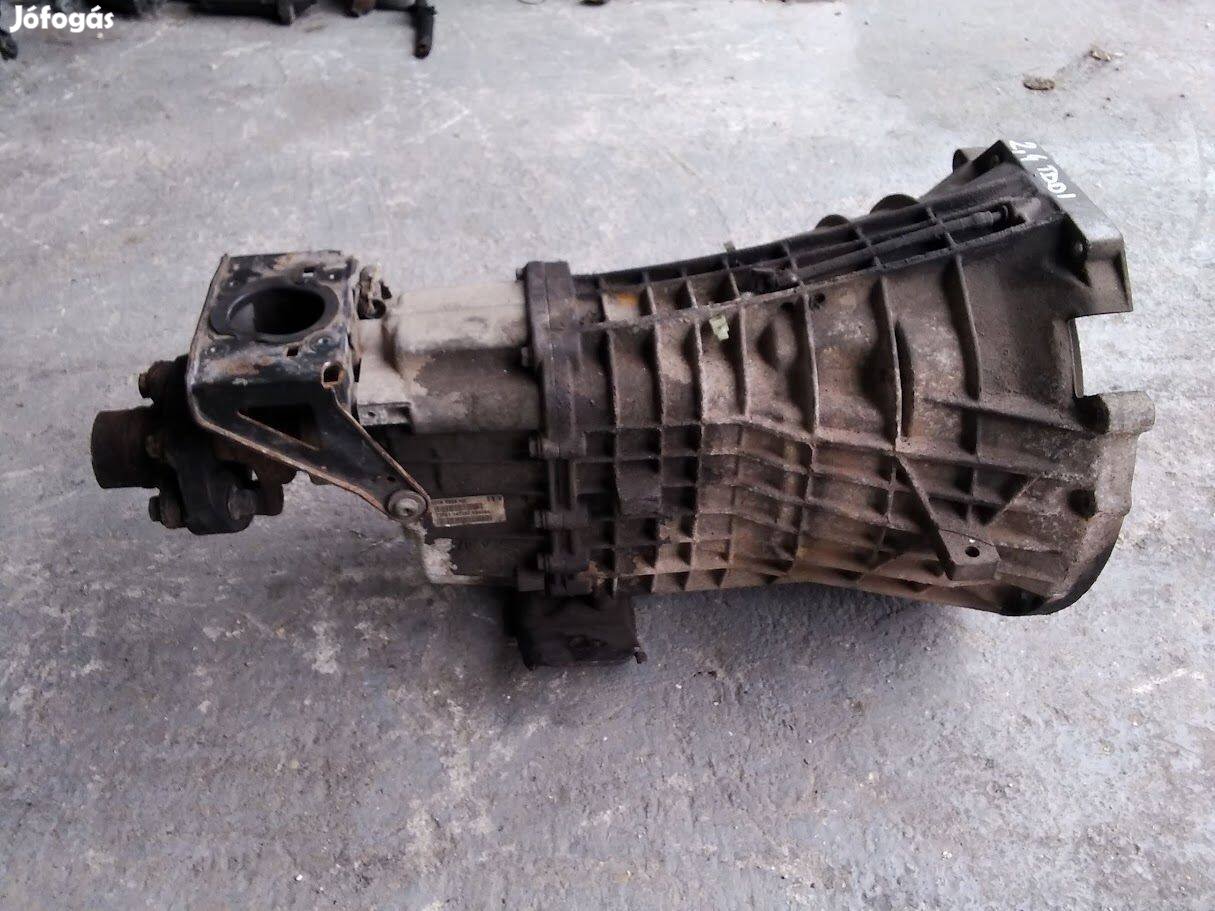 Ford Transit 2,4Tddi, YC1R-7003 KB bontott váltó