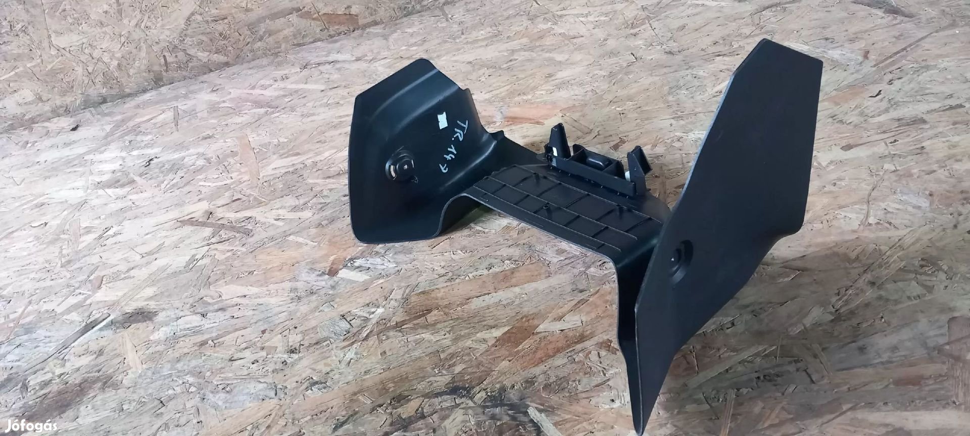 Ford Transit CUSTOM mk8 12- fűtésbox előtt takaró fedő