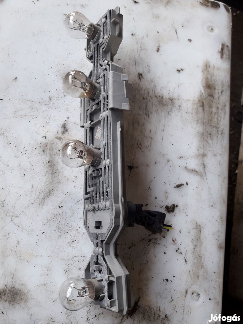 Ford Transit Connect Bal Hátsó Lámpa Foglalat