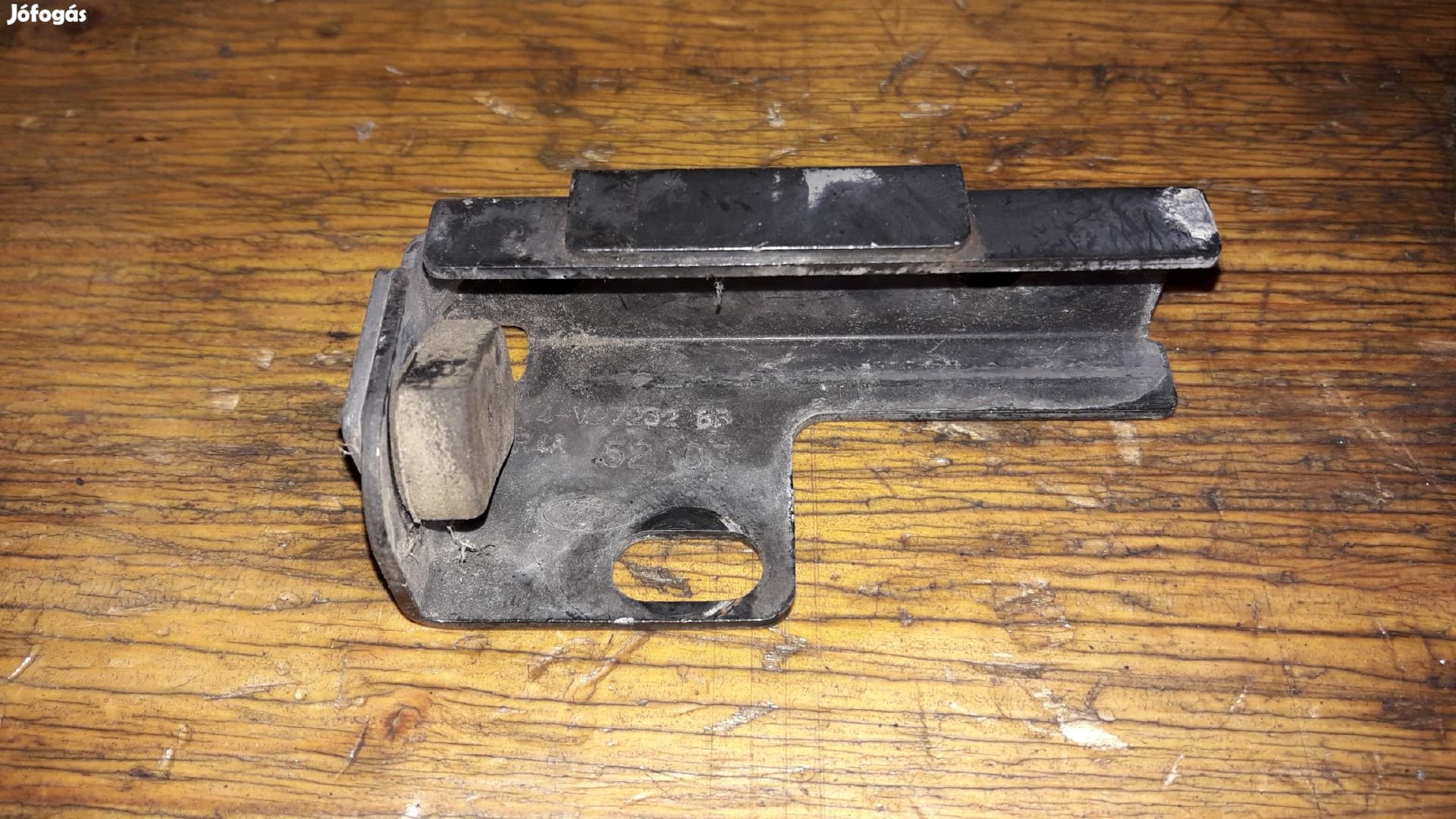 Ford Transit Connect Jobb Tolóajtó Ütköző