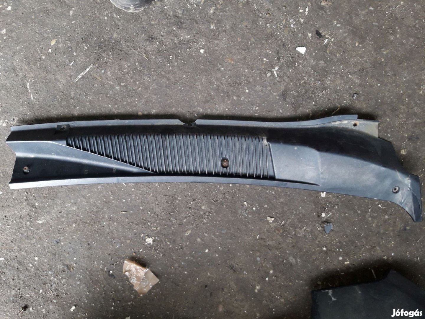 Ford Transit Connect Levélrács