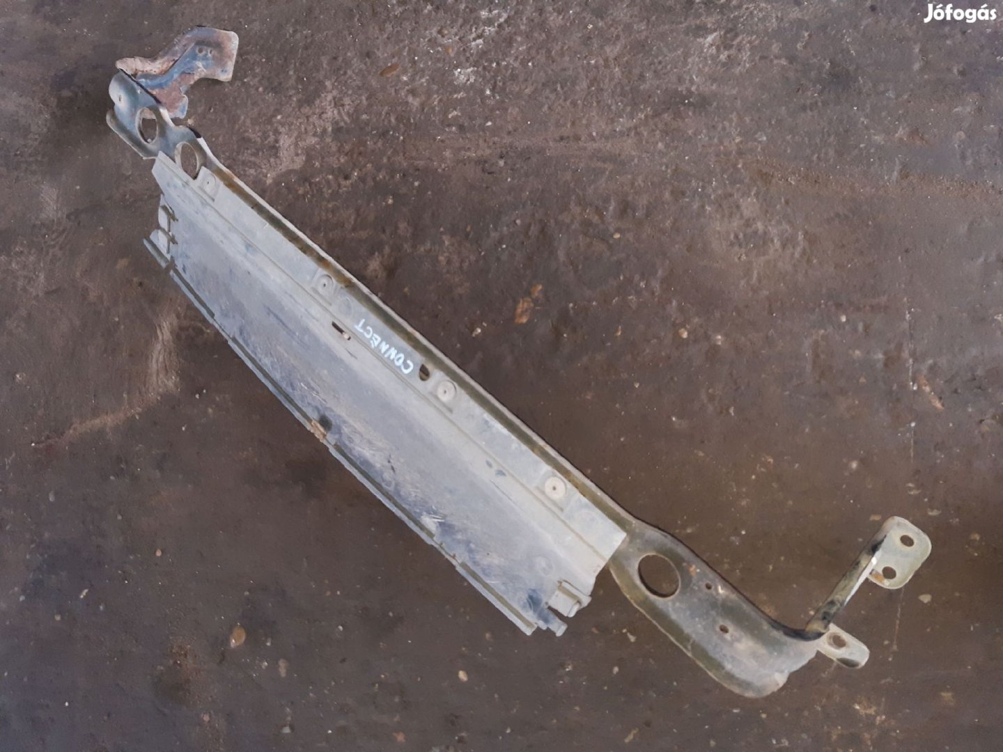 Ford Transit Connect Vízhűtő Tartó