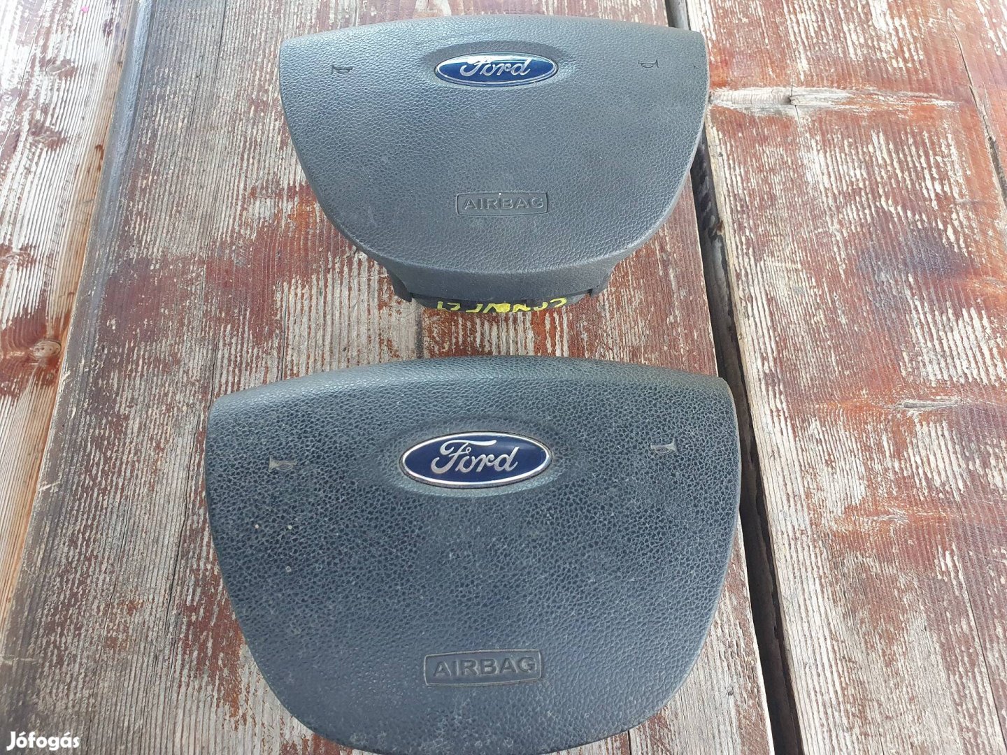 Ford Transit Connect légzsák,kormánylégzsák.