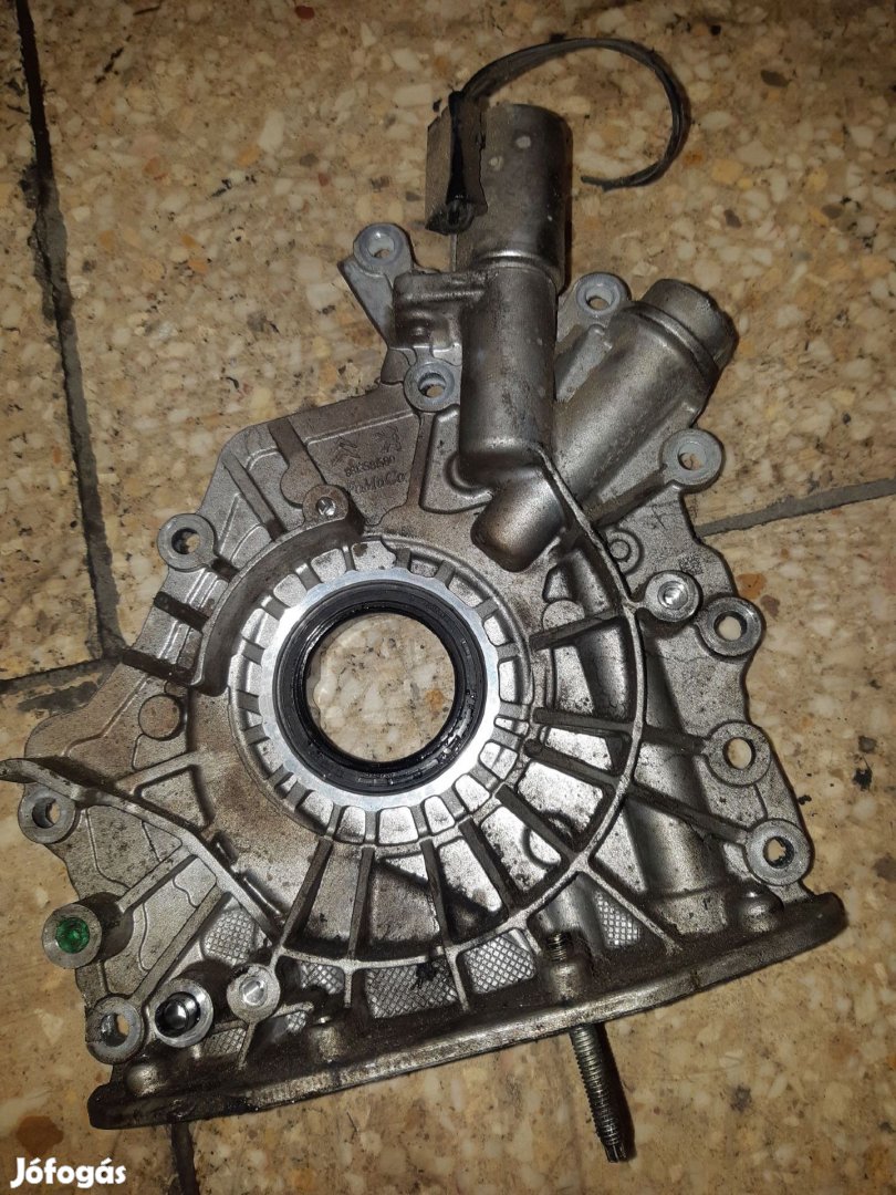 Ford Transit Courier Olaj Pumpa