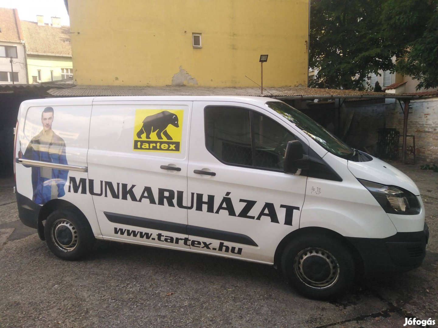 Ford Transit Custom 2.2 TDCi (74 kW) teherautó magánszemélytől