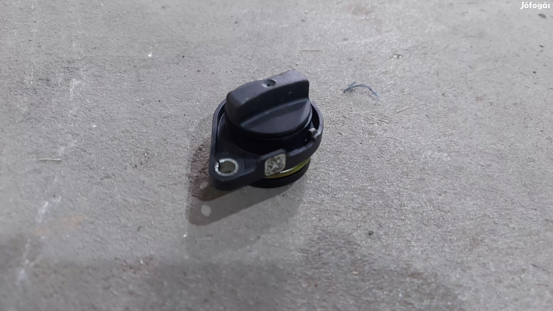 Ford Transit Custom MK8 16- Olajbeöntő nyílás sapka tartó