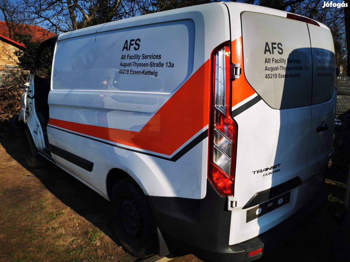 Ford Transit Custom alkatrész / ajtó / lökhárító / sárvédő / fényszóró