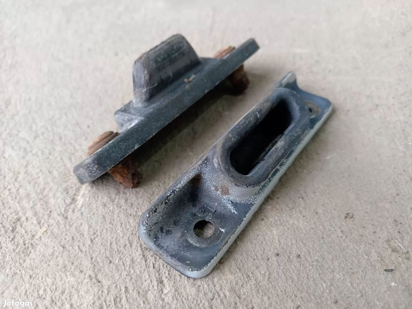 Ford Transit Tranzit 00- Tolóajtó műanyag beakasztó fixáló