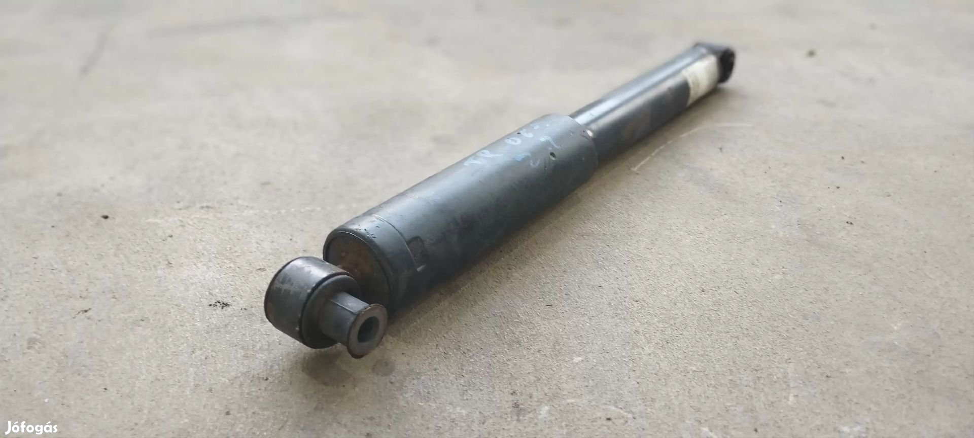 Ford Transit Tranzit 06- Hátsó lengéscsillapító lengés