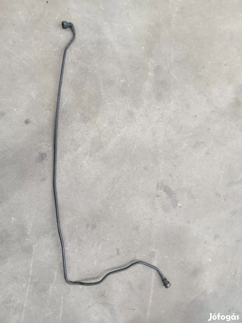 Ford Transit Tranzit 06- Víztartály vízhűtő közti műanyag