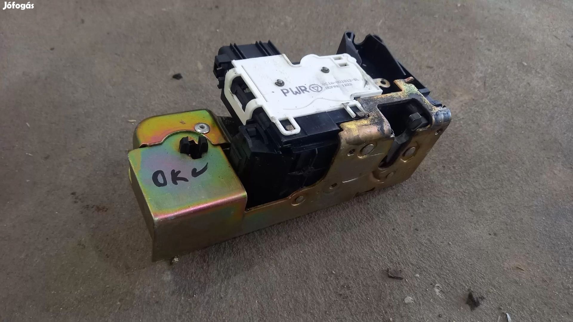 Ford Transit Tranzit MK6 MK7 00- Ajtó zárszerkezet zár