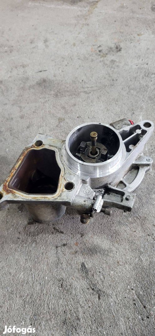 Ford Transit Tranzit MK7 06 2.2 Vákum vákuumpumpa pumpa szivattyú 3453