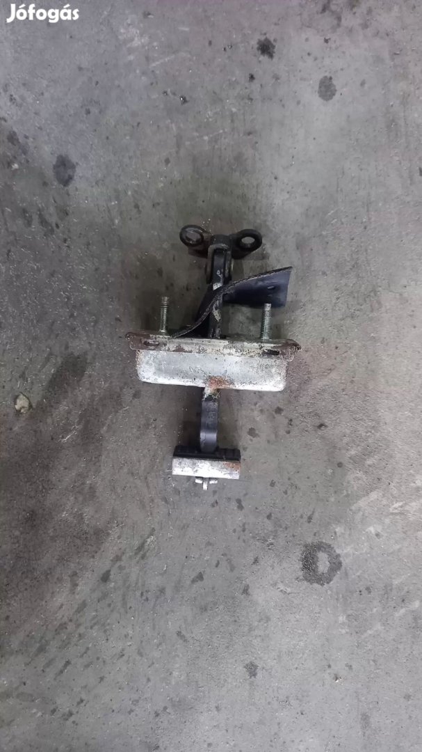 Ford Transit Tranzit MK7 06- Első ajtó határoló rögzítő