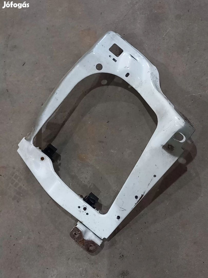 Ford Transit Tranzit MK7 06- Első lámpa keret lámpakeret