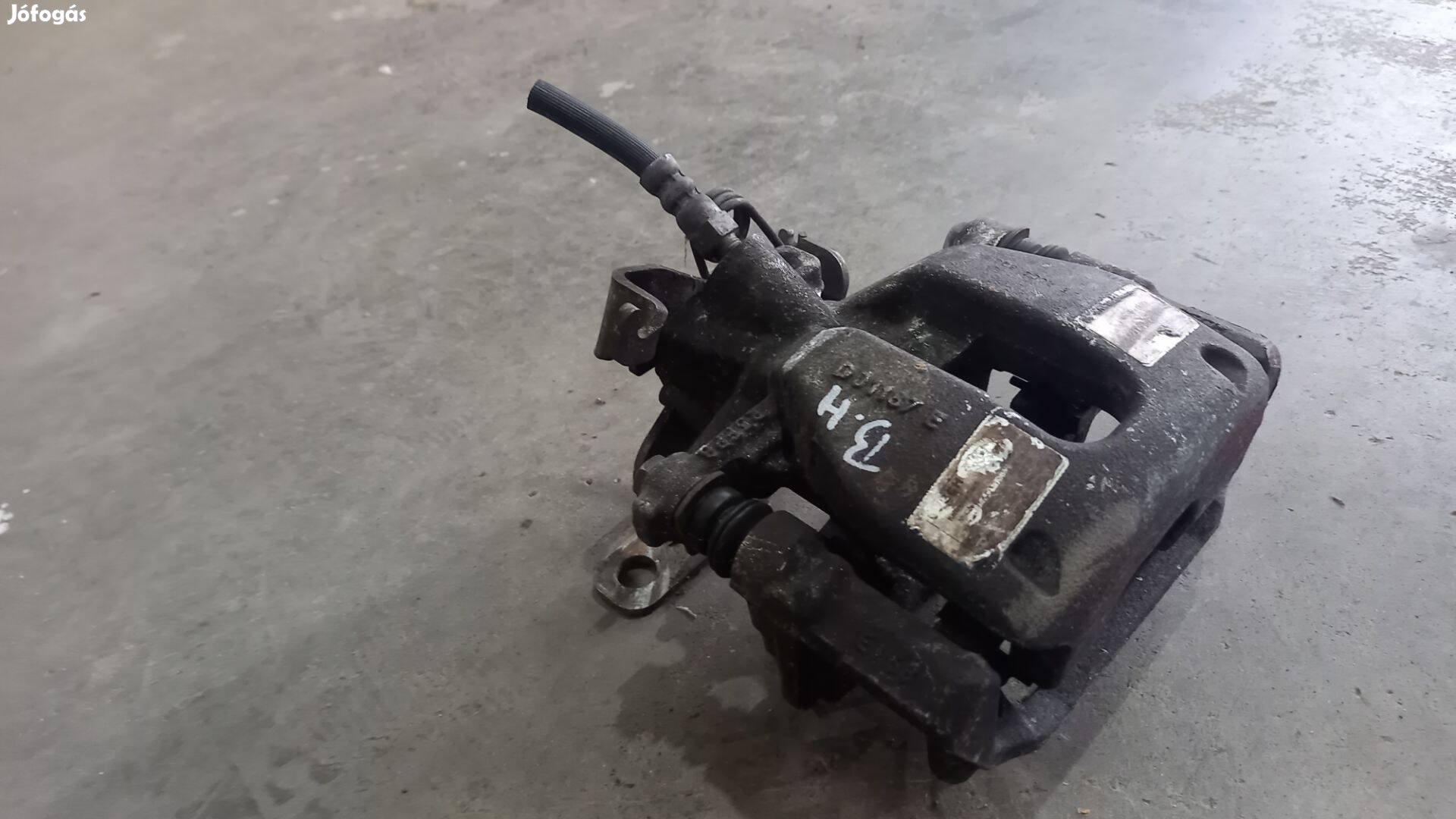 Ford Transit Tranzit MK7 06- Féknyereg csúszka fékmunkahenger fék 4390