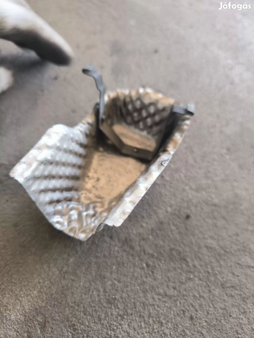 Ford Transit Tranzit MK7 06- Főtengely jeladó hővédő lemez