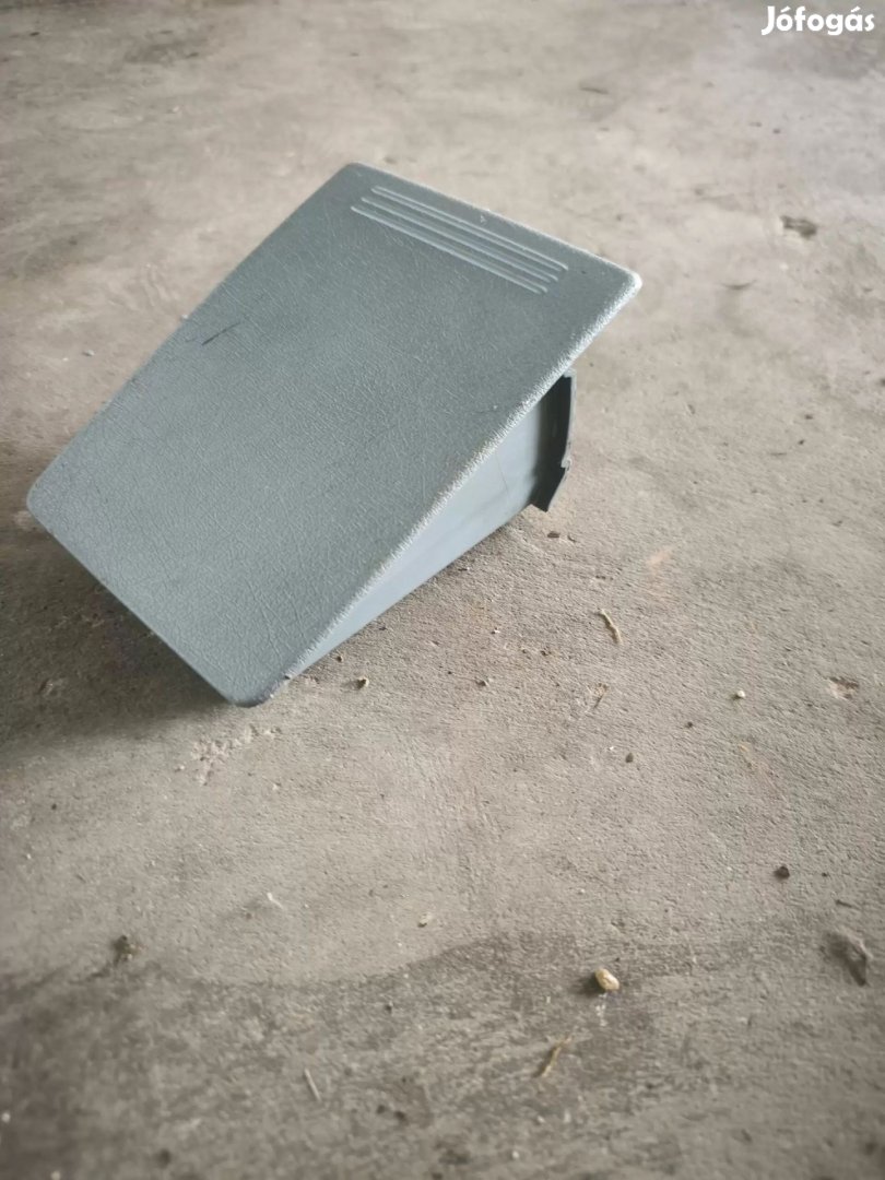 Ford Transit Tranzit MK7 06- Hamutál hamu tálca cigarettatar