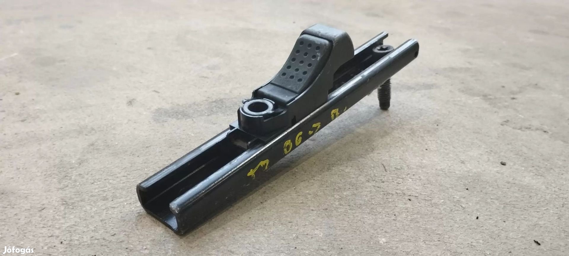 Ford Transit Tranzit MK7 06- Öv biztonságiöv állító kar