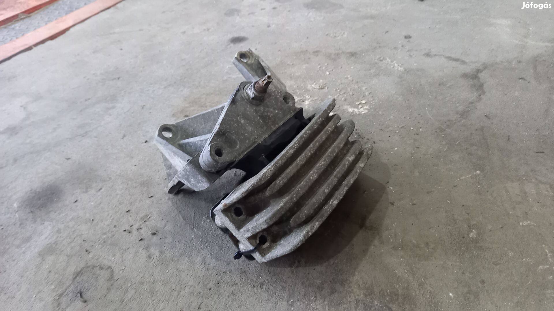 Ford Transit Tranzit MK7 06- Váltótartó motortartóbak bak gumibak 4243