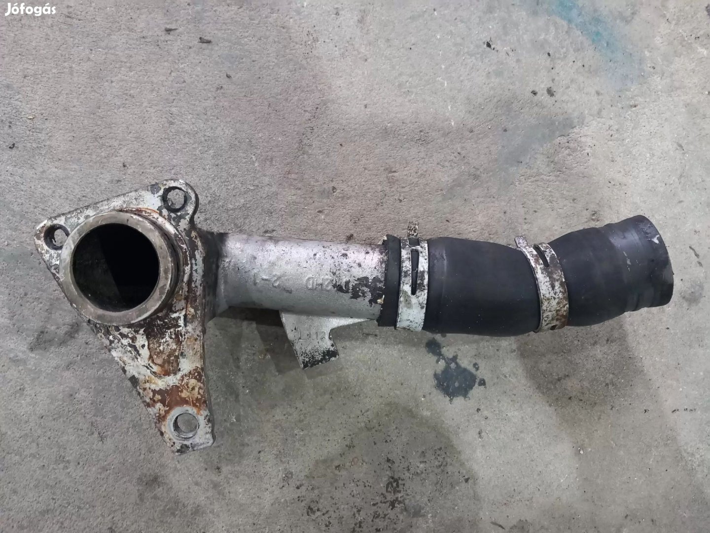 Ford Transit Tranzit MK7 06- Vezérműfedél vízcső csonk