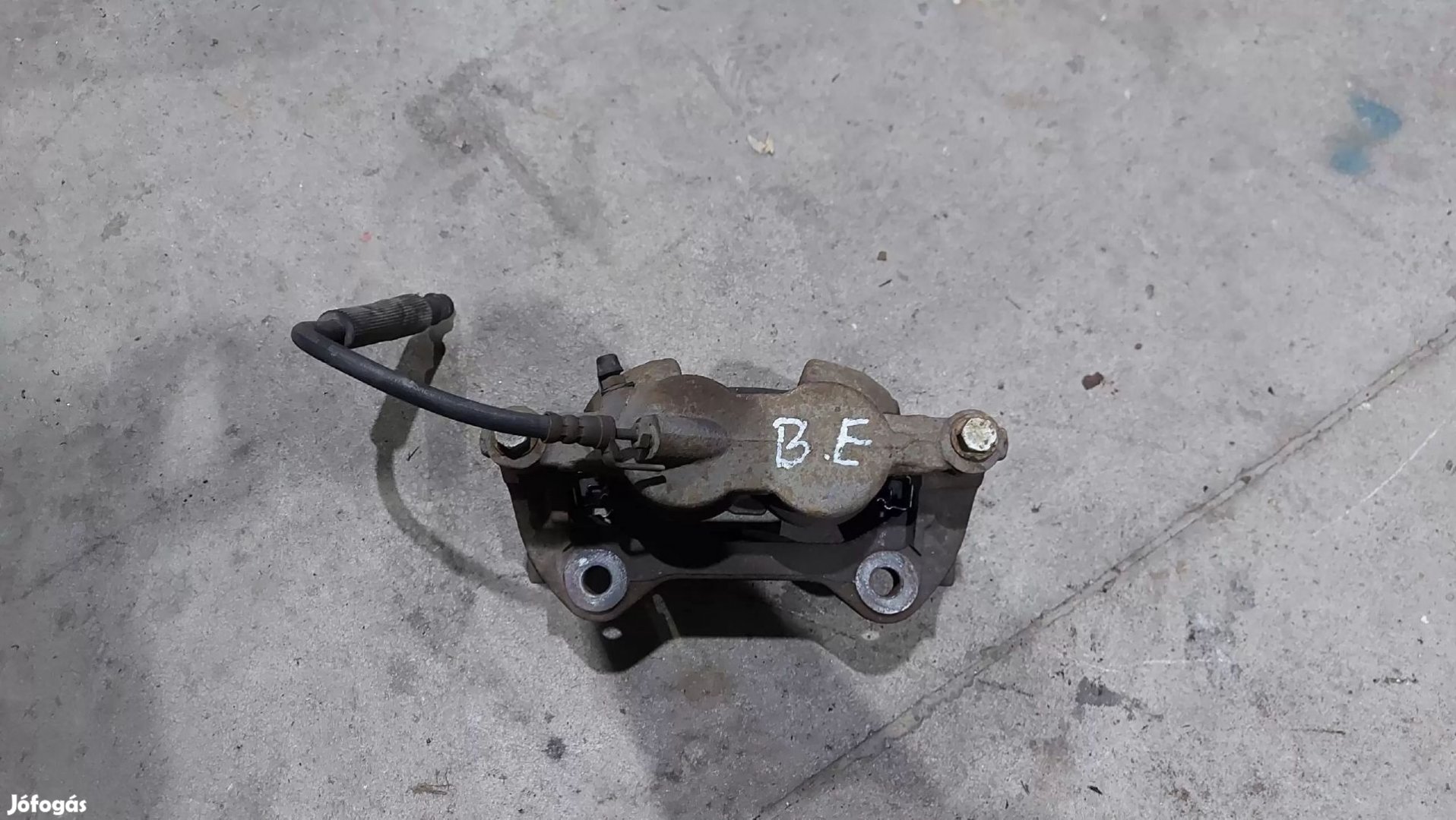 Ford Transit Tranzit MK8 14 Első féknyereg csúszka