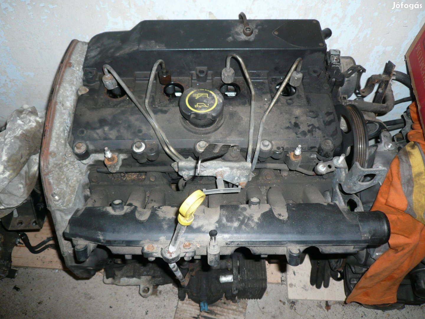 Ford Transit adagolós 2.0 Tddi motor hengerfej nélkül olcsón eladó