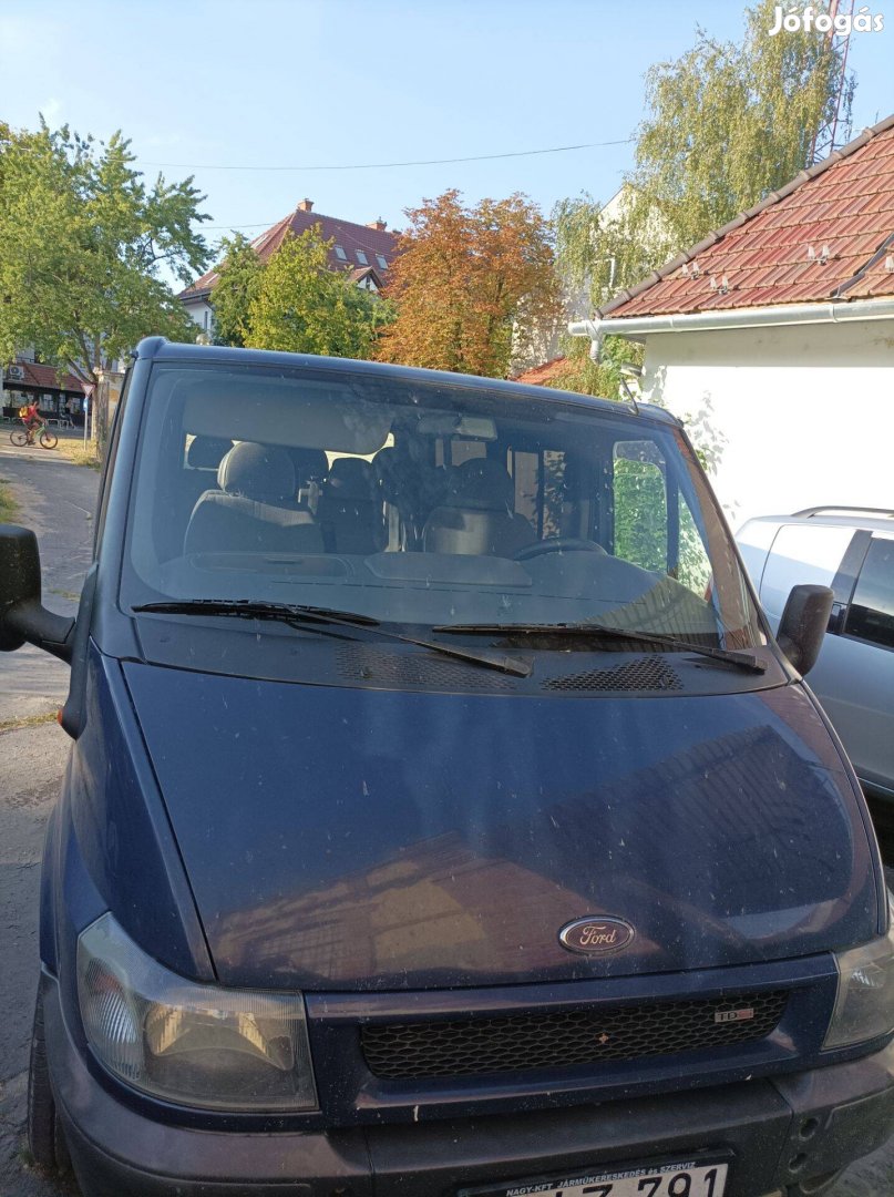 Ford Transit családi kisbusz