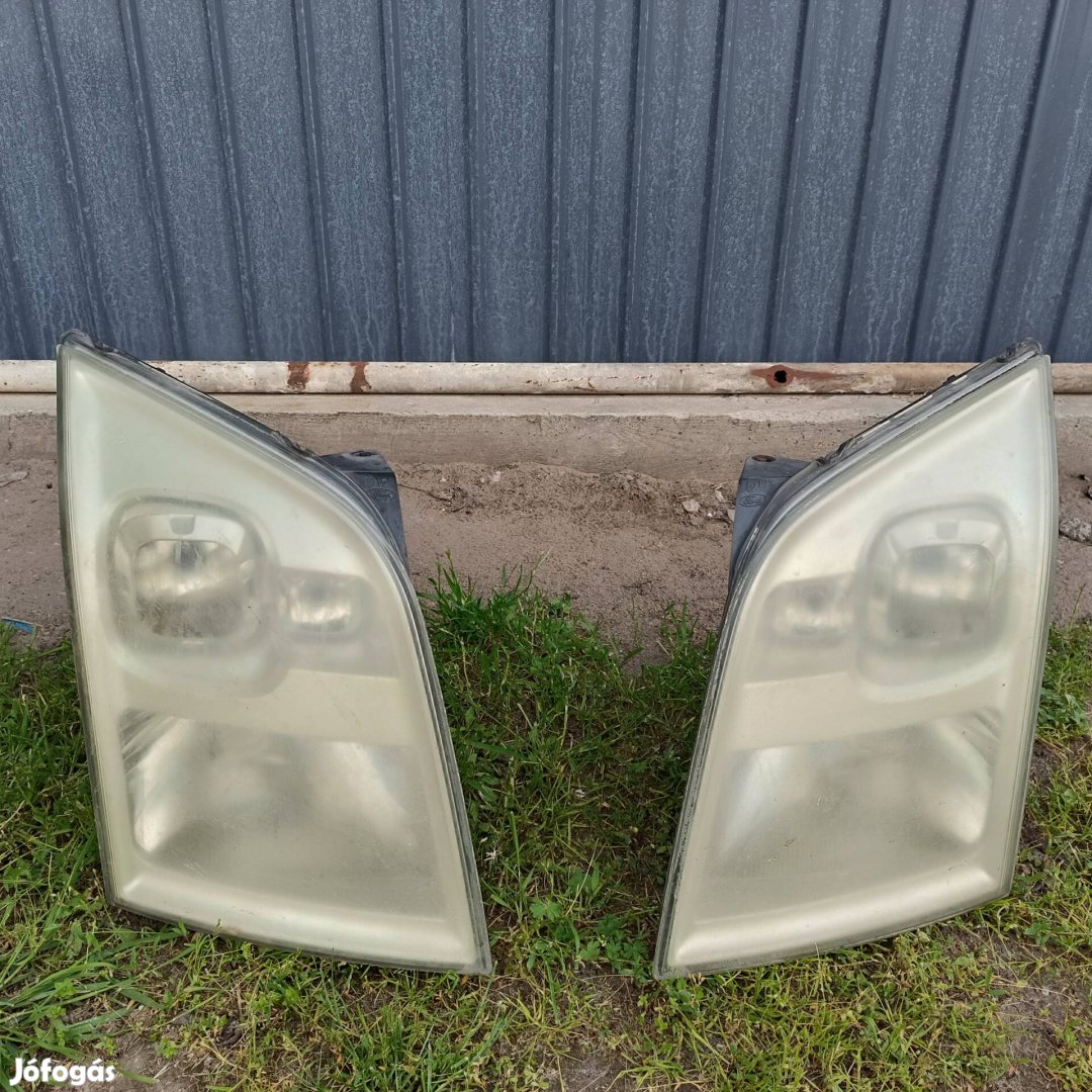Ford Transit első lámpa pár 