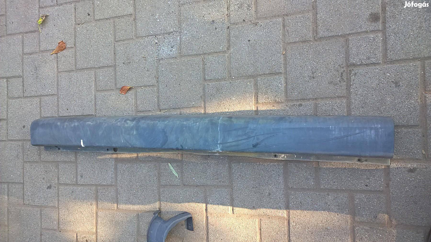 Ford Transit hátsó lökhárító, szélső műanyagok