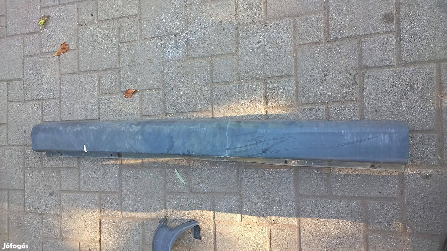 Ford Transit hátsó lökhárító, szélső műanyagok