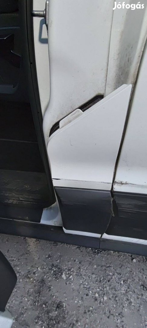 Ford Transit mk8 Jumbo 2.0tdci üzemanyag betöltő adblue tankajtó