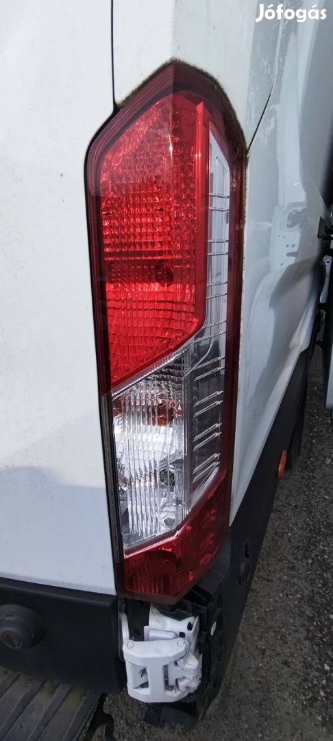 Ford Transit mk8 Jumbo jobb hátsó lámpa