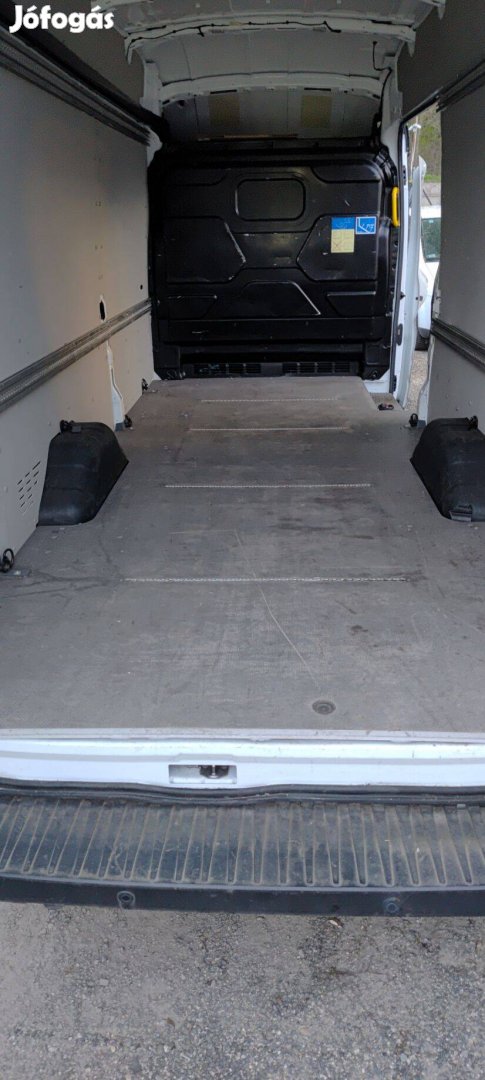Ford Transit mk8 Jumbo raktér burkolat