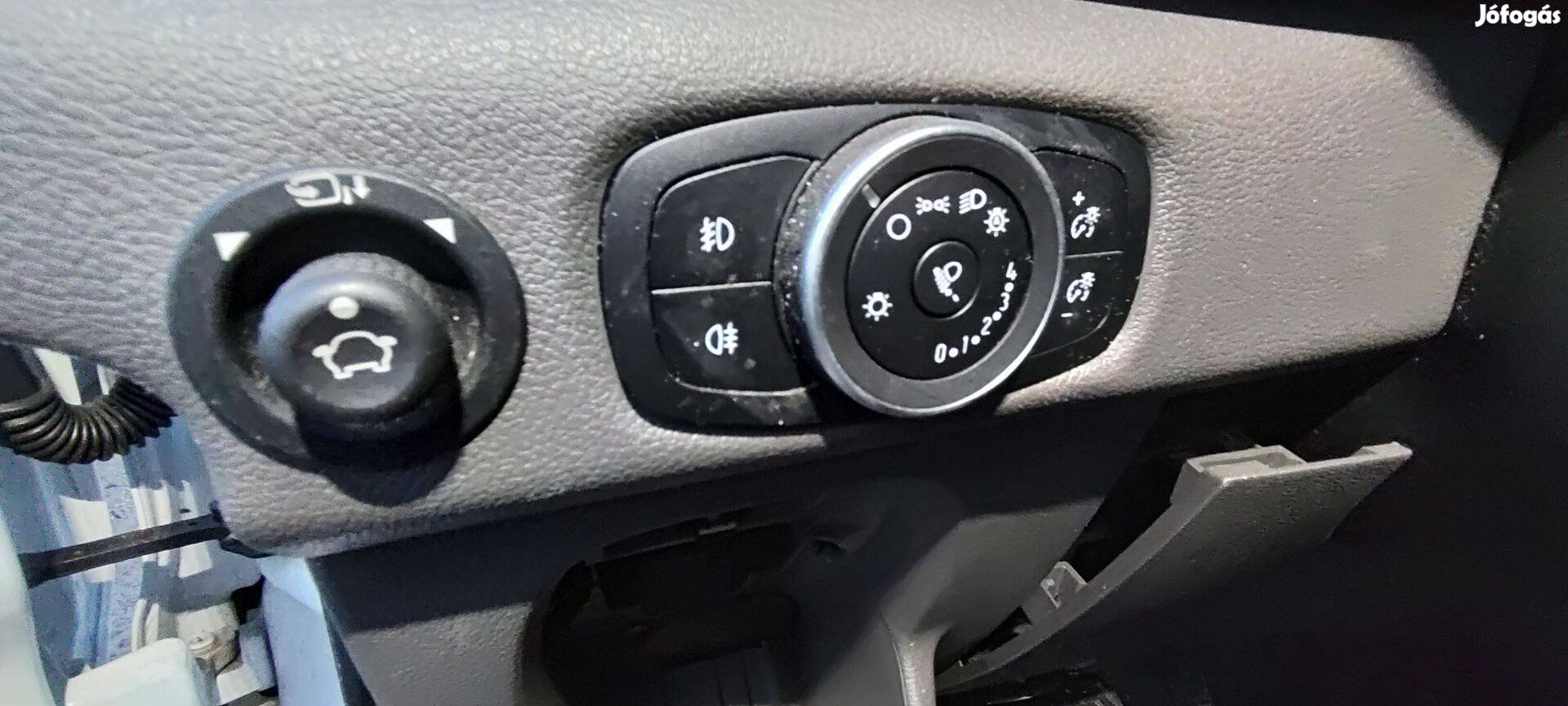 Ford Transit mk8 lámpa kapcsoló