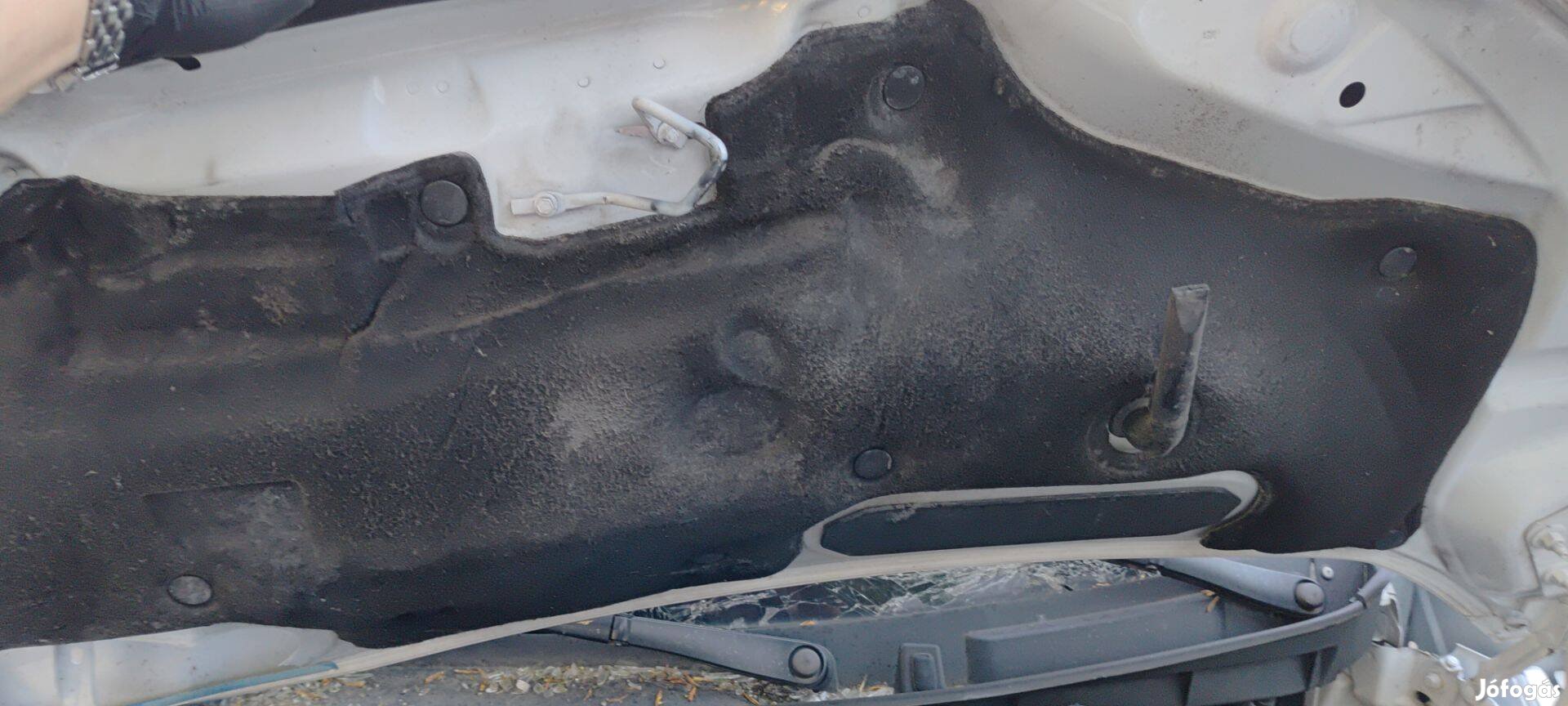 Ford Transit mk8 motorháztető szigetelés