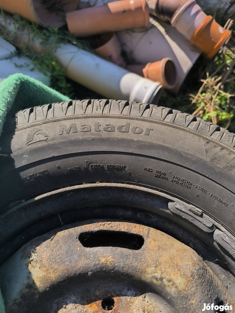 Ford Transit téli gumi garnitúra eladó