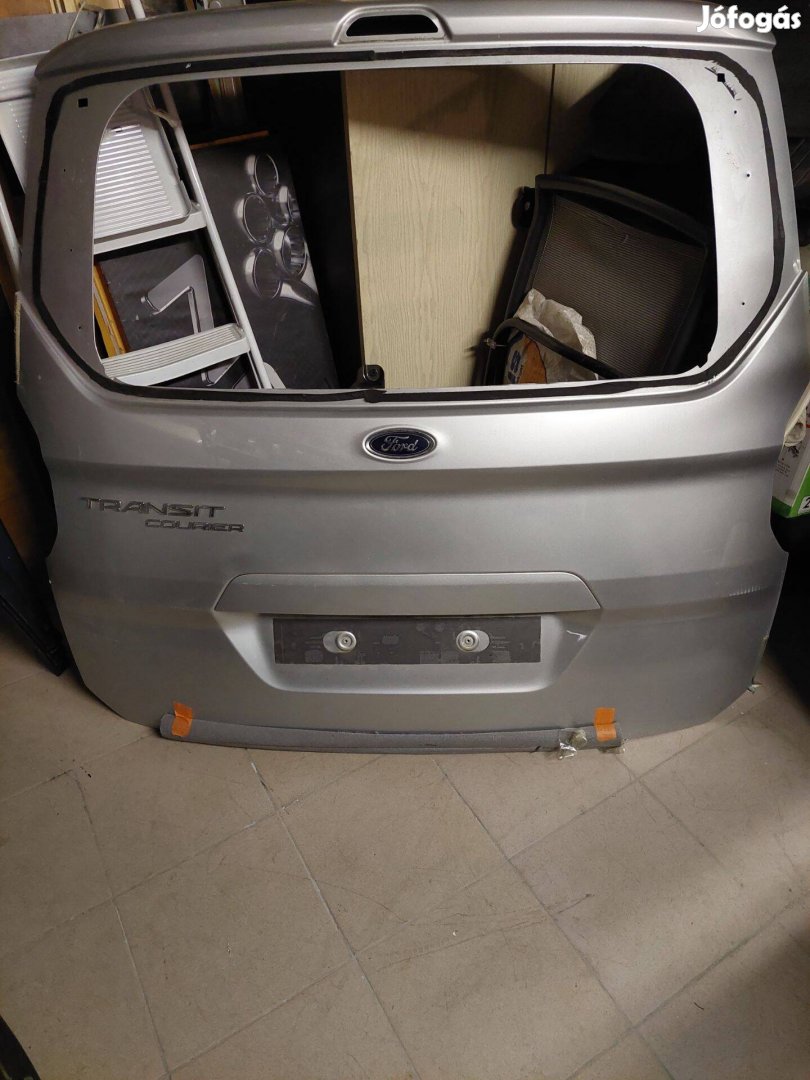 Ford Tranzit Courier alkatrészek bontásból