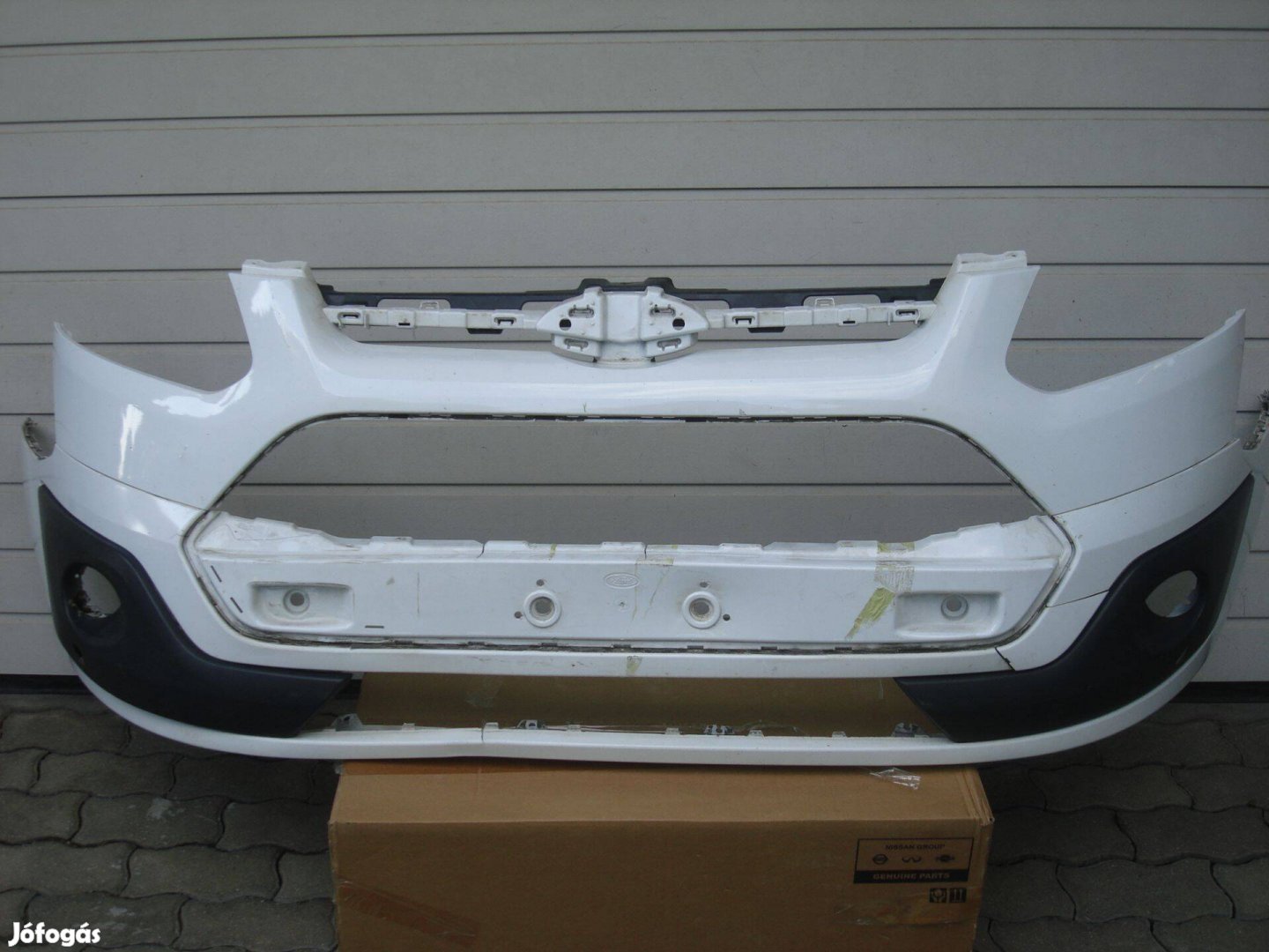 Ford Tranzit Tourneo Custom első lökhárító BK21-17819 2012-től