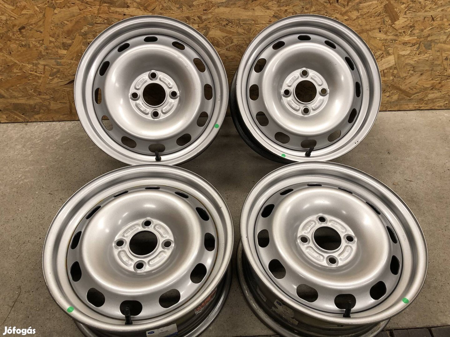 Ford acélfelni 15 col 4x108 szenzor 15 colos