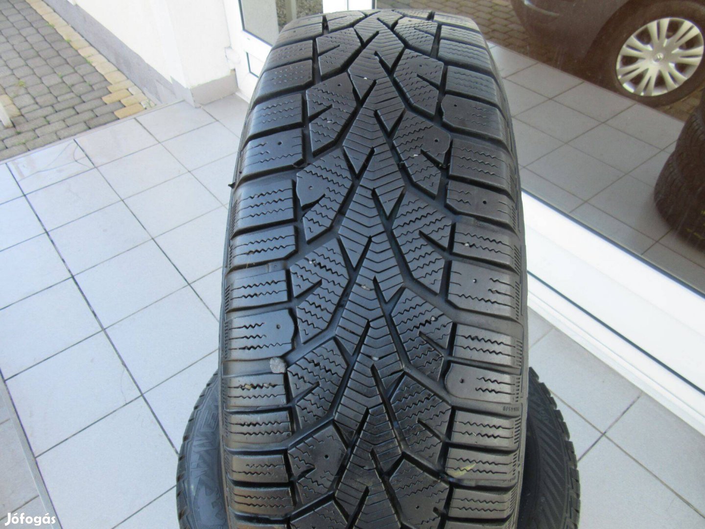 Ford acélfelni 185/65 R15 téli gumival eladó